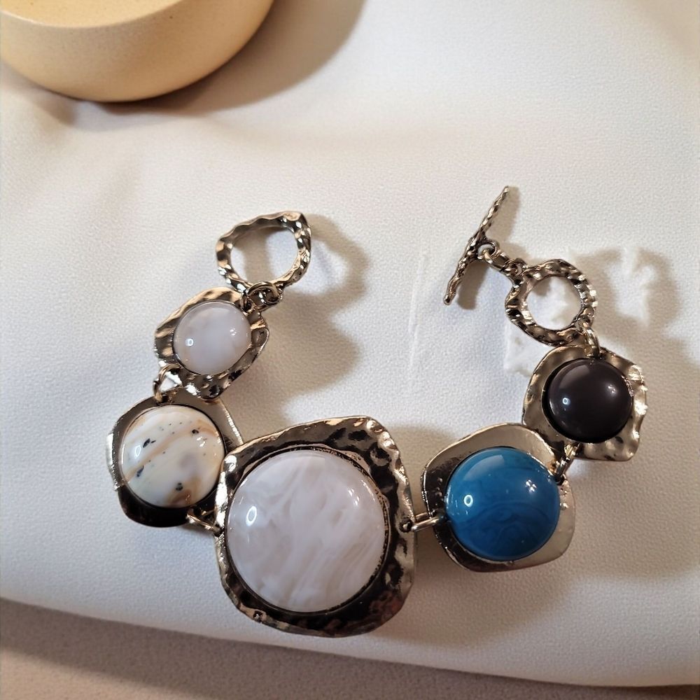 Gold Tone and Blue Stone Hammered Fashion Bracelet New